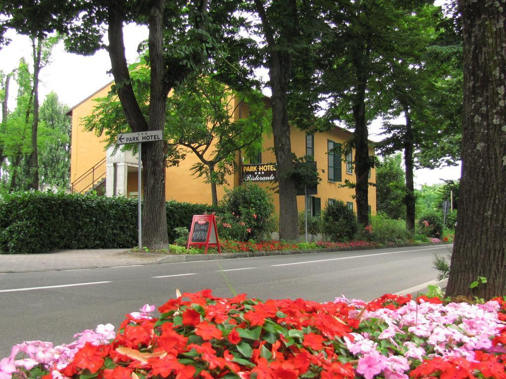 Park Hotel Salice Terme - Oltrepo Pavese - エクステリア 写真